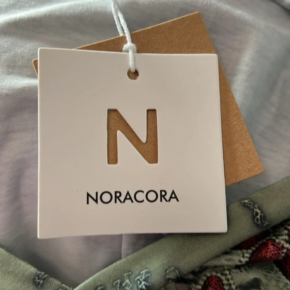 NORACORA TOP - Picture 10 of 13